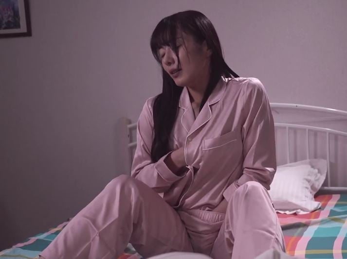 DLDSS-168 Seorang pelacur beralih ke aplikasi kencan ketika suaminya sering mengabaikannya secara seksual